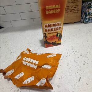 Animal Bakery Mini Figure blind box- alligator